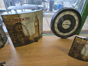 Zdjęcie: Wyprzedaż likwidacja sklepu kwiaty, biurka, antyki