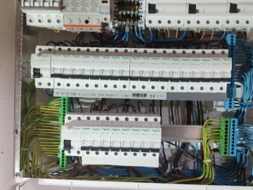 Zdjęcie: Centralne ogrzewanie, klimatyzacje . Pompy ciepła, inst elektryczne