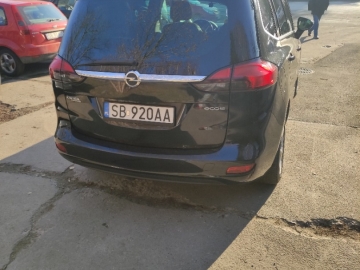 Zdjęcie: Opel Zafira Tourer 1.6 diesiel rok 2013