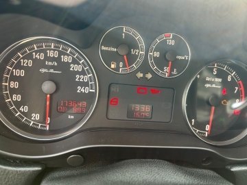 Zdjęcie: Sprzedam Alfa Romeo 147 1.6 benzyna TS