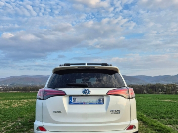 Zdjęcie: Elegancka Toyota RAV 4 HYBRYD 4*4 na sprzedaż