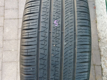 Zdjęcie: Opony Pirelli Scorpion zero (all season)