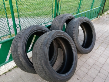 Zdjęcie: Opony Pirelli Scorpion zero (all season)