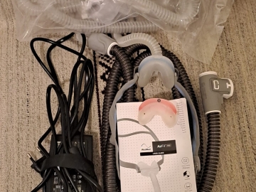 Zdjęcie: Respirator bezdechu sennego AirSense 10 NOWY