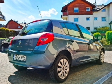 Zdjęcie: Renault Clio III Expression 1.2 16V 75KM Benzyna Klimatyzacja 5 drzwi Serwisowany Bardzo Ładny Kolor