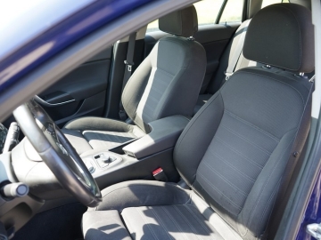 Zdjęcie: Opel Insignia 2.0 CDTI 130 KM. 2010 r nawigacja tempomat ksenony