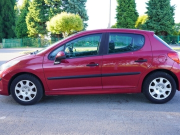Zdjęcie: Peugeot 207 1.4 benzyna 88 km. 2006r klimatyzacja przebieg 150 tys. km. zadbany