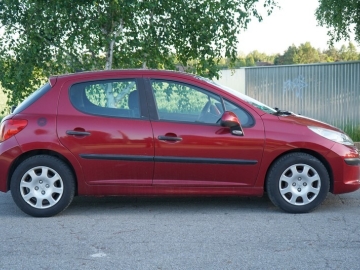 Zdjęcie: Peugeot 207 1.4 benzyna 88 km. 2006r klimatyzacja przebieg 150 tys. km. zadbany