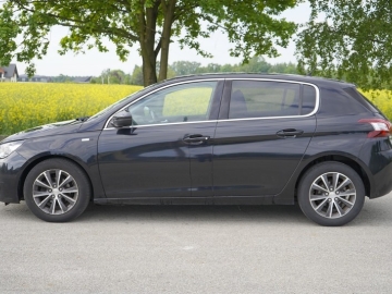 Zdjęcie: Peugeot 308 1.2 110 KM benzyna 2015 r przebieg 105 tys. km nawi tempomat