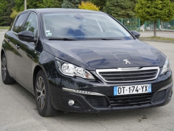 Zdjęcie: Peugeot 308 1.2 110 KM benzyna 2015 r przebieg 105 tys. km nawi tempomat
