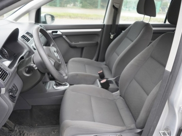 Zdjęcie: VW Touran 1.6 TDI 105 KM. Automat 2015 r oryginalny lakier