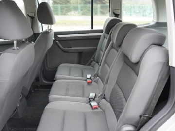 Zdjęcie: VW Touran 1.6 TDI 105 KM. Automat 2015 r oryginalny lakier