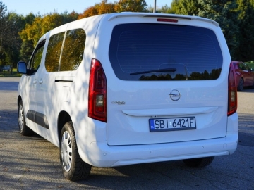 Zdjęcie: Opel Combo 1.2 110 KM. DŁUGI 2021 r polski salon nawigacja tempomat