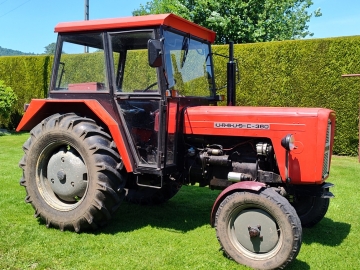 Zdjęcie: Ciągnik URSUS C-355