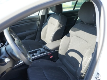 Zdjęcie: Renault Megane IV 1.3 benzyna 115 KM. 2019 r klimatronik nawigacja tempomat 100% serwisowany