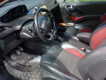 Zdjęcie: Peugeot 208 GTI 200 KM 2014 r.